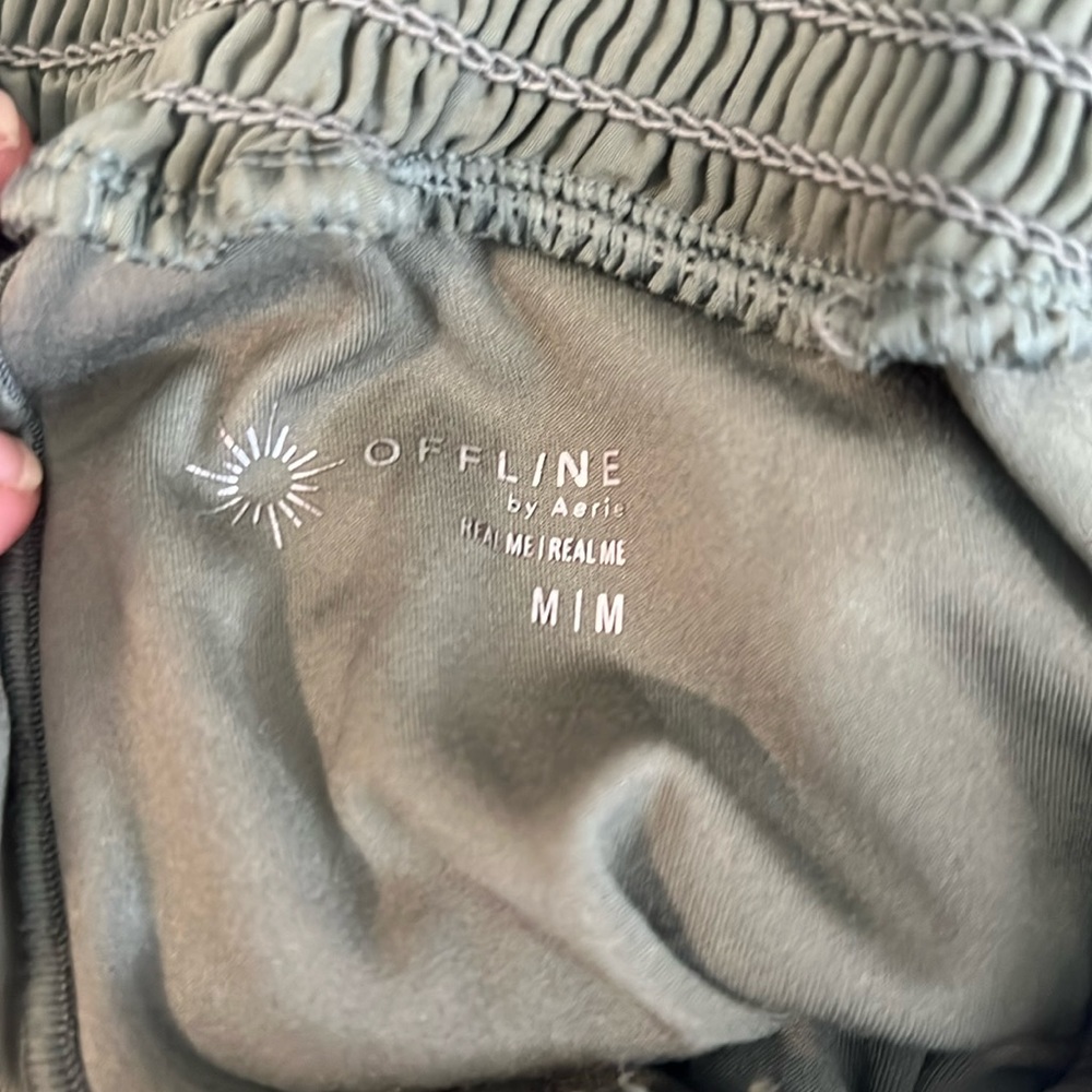 OFFLINE by Aerie shorts🍒 - Picture 3 of 4